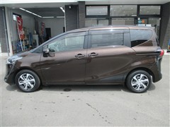 シエンタハイブリッド Gクエロ7ニン