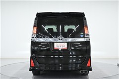 ヴォクシー ZS 8ニンノリ