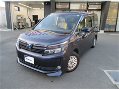 トヨタ　ヴォクシー ハイブリッド V