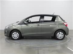 ヴィッツ HEV ジュエラ