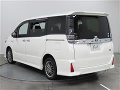 ヴォクシー HEV ZSキラメキ2