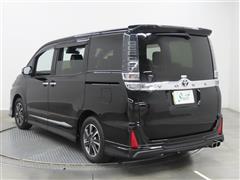 ヴォクシー ZSキラメキ3 8ニン