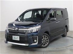 トヨタ ヴォクシー ZSキラメキ2 8ニン