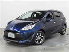 トヨタ アクア S スタイルBK