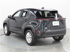 ヤリスクロス X