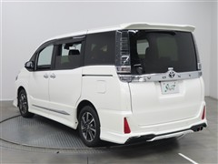 ヴォクシー ZSキラメキ3