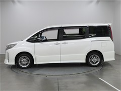 ノア HEV Si WXB3