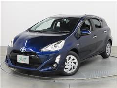 トヨタ アクア S スタイルBK