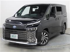 トヨタ ヴォクシー HEV S-Z