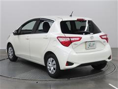 ヴィッツ ジュエラ