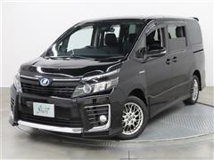 トヨタ ヴォクシー HEV ZS