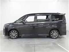 ヴォクシー HEV S-Z