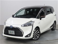 トヨタ シエンタ HEV G クエロ