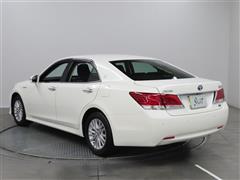 クラウンロイヤル HEVロイヤルサルーン