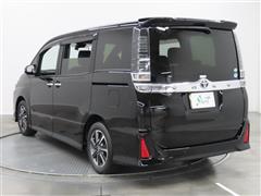 ヴォクシー ZSキラメキ2 8ニン