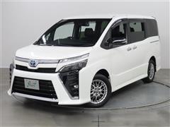 トヨタ ヴォクシー HEV ZSキラメキ3