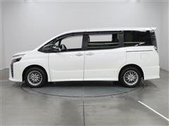 ヴォクシー HEV ZSキラメキ3