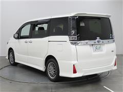 ヴォクシー HEV ZSキラメキ3