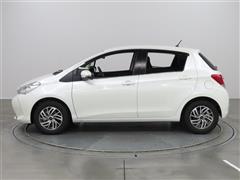 ヴィッツ ジュエラ