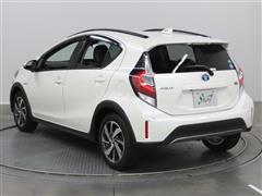 アクア クロスオーバー