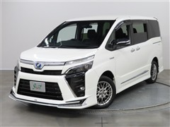 トヨタ ヴォクシー HEV ZSキラメキ2