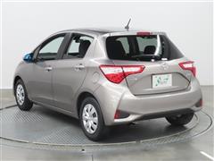 ヴィッツ ジュエラ