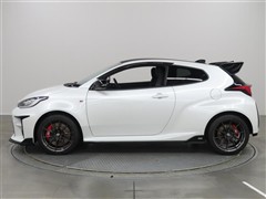 GRヤリス RZ ハイパフォーマンス