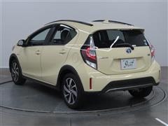 アクア クロスオーバー