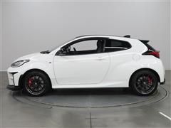 GRヤリス RZ ハイパフォーマンス