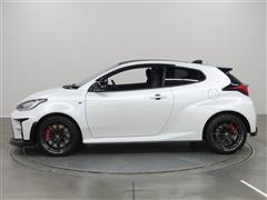 GRヤリス RZ ハイパフォーマンス
