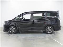 ヴォクシー ZS