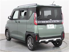 デリカミニ HEV T プレミアム