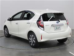 アクア S スタイルBK