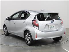 アクア S スタイルBK