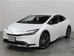 トヨタ　プリウス Z