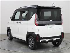 デリカミニ HEV T プレミアム