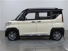 デリカミニ HEV T プレミアムL