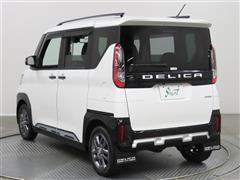 デリカミニ HEV T プレミアム