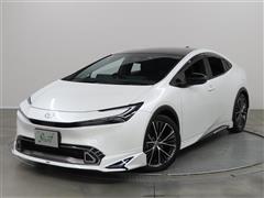 トヨタ　プリウス Z