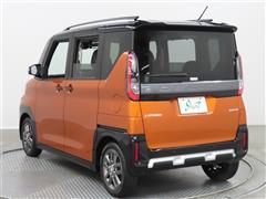 デリカミニ HEV T プレミアム