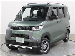 三菱　デリカミニ HEV T プレミアム