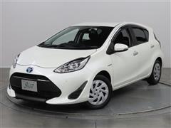 トヨタ アクア S スタイルBK