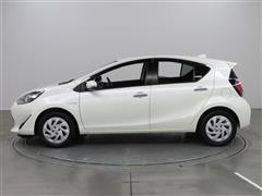 アクア S スタイルBK