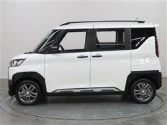 デリカミニ HEV T プレミアム