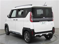 デリカミニ HEV T プレミアム