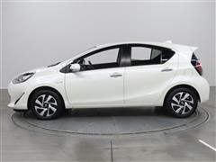 アクア S スタイルBK