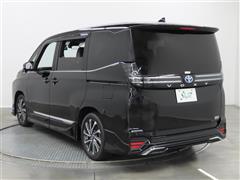 ヴォクシー HEV S-Z