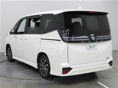 ヴォクシー HEV S-Z