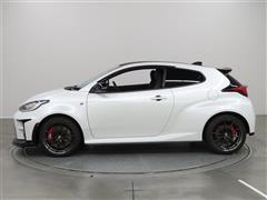 GRヤリス RZ ハイパフォーマンス