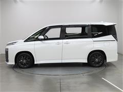 ヴォクシー HEV S-G 8ニン
